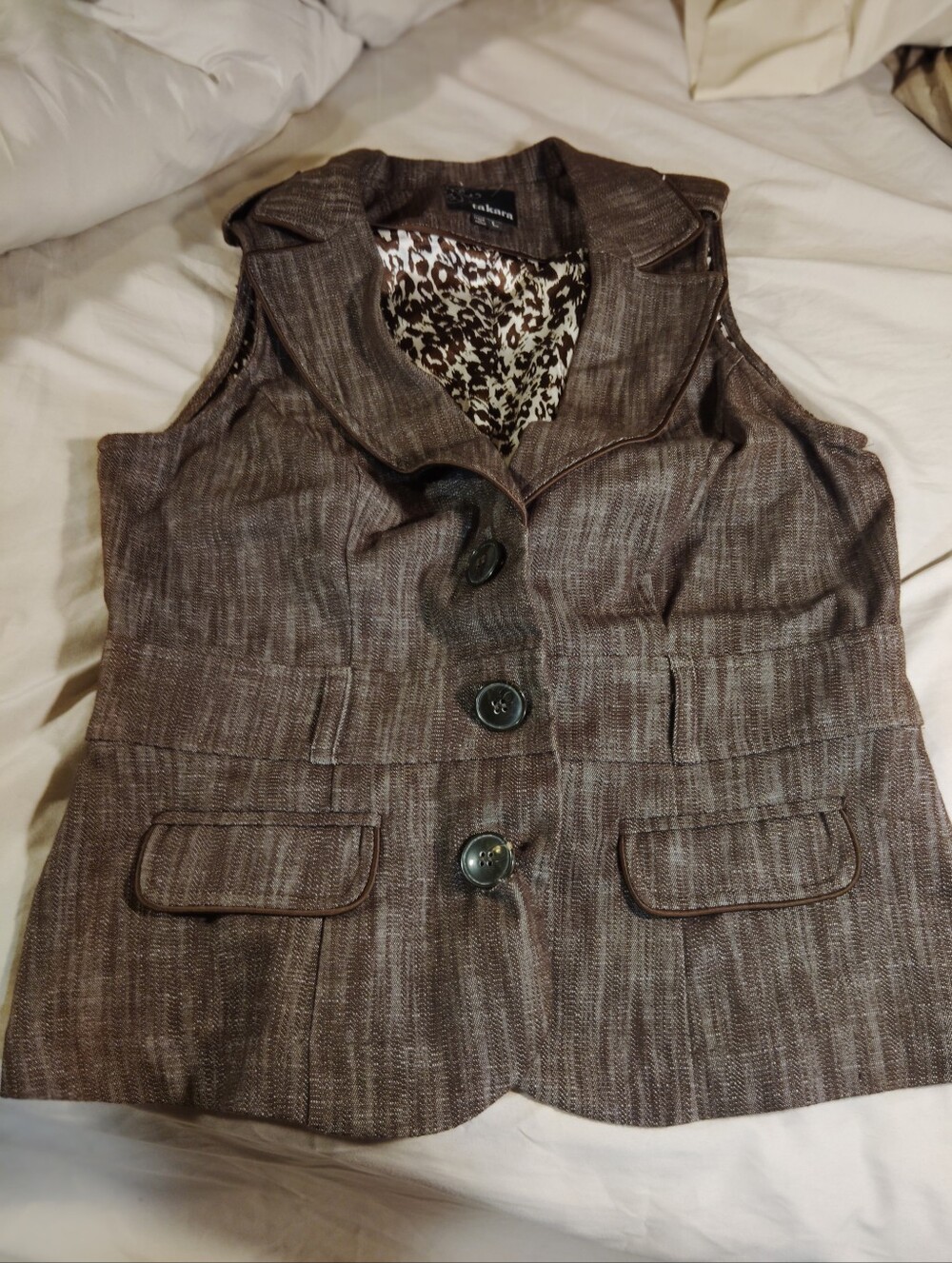NWT Tahari Brown Textured Button-Down Tapered Vest Lapel Animal-Print Lining L